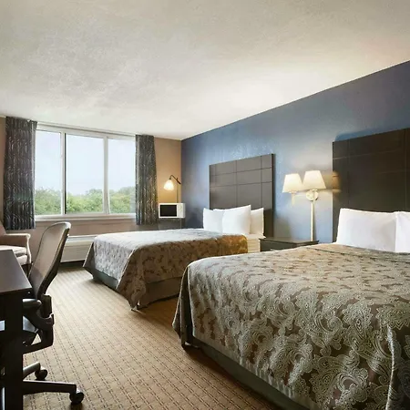 Days Inn By Wyndham Willoughby/Cleveland Esterno foto