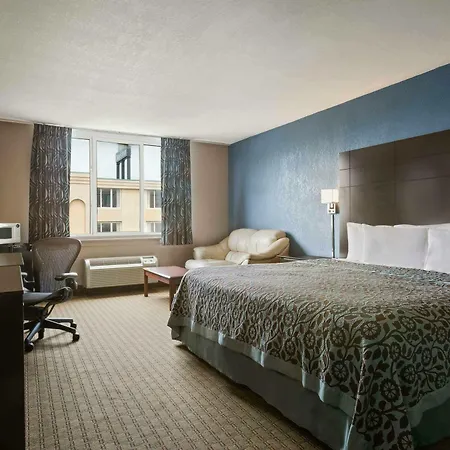 Days Inn By Wyndham Willoughby/Cleveland Esterno foto